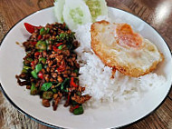 Sab E' Li Thai food