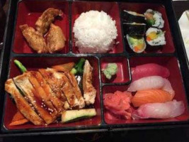 Okeno Sushi food