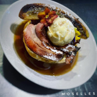 Moselle's Restaurant food