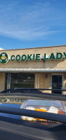 Cookie Lady outside