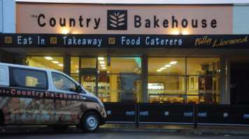 The Country Bakehouse outside