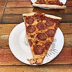 Mack Daddy's New York Slice food