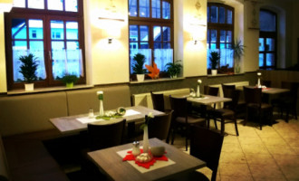 Café Rosé Schlossgartenpassage food