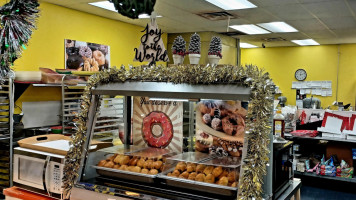 Fm-donuts food