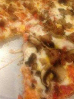 Toppers Pizza food