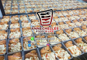Annechelles food