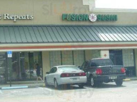 Fusion Sushi outside