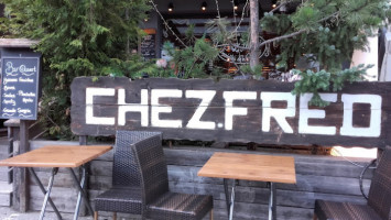 Chez Fred outside