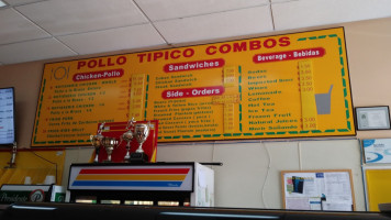 Pollo Tipico inside