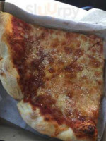 Donte's Pizzeria food