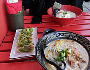 Ramen Momo food