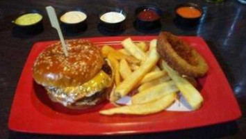 Red Robin Gourmet Burgers food