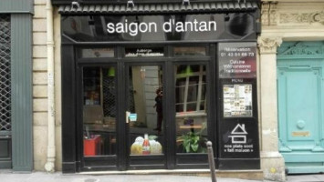 Le Saigon d'Antan food