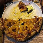 Pizza Pierrot food