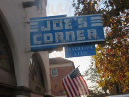 Joe's Corner food
