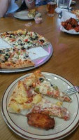 Seniore's Pizza food