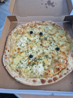Pizza Vroum food