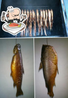 Smażalnia I Wędzarnia Ryb Rekin Przyłubie food