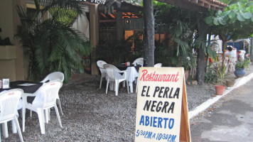 El Perla Negra food