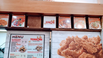 Toreore Korean Fried Chicken inside