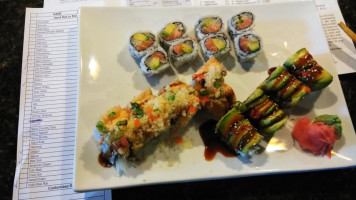 Sushi Wok food