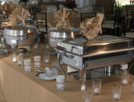 G 7 Caterers food
