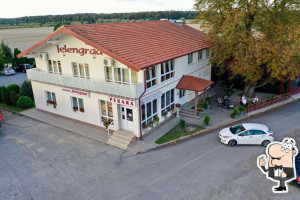 Restoran Jelengrad outside
