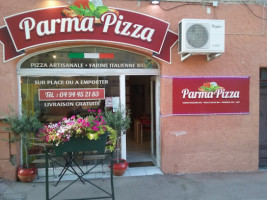Parma Pizza inside