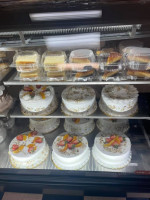 Lizette's Bakery food