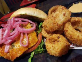 Red Robin Gourmet Burgers food