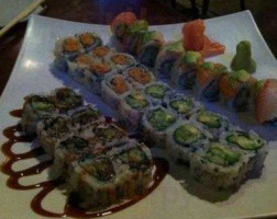 Cloud 9 Sushi inside