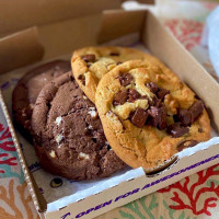 Insomnia Cookies food