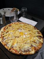 Titoeuf Pizza inside