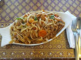 Pla Too Thai Cuisine food