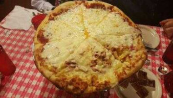 Filippi's Pizza Grotto food