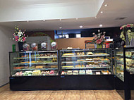 Sommerville Bakery and Patisseries inside