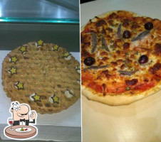 Vesuvius Pizzeria &take Away food