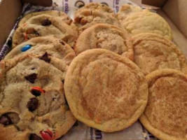 Insomnia Cookies food