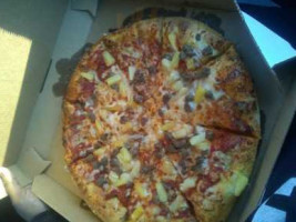 Domino's Pizza food