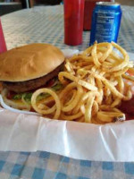 Burger In Paradise food