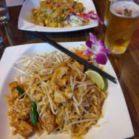 Thai Thai 2 food