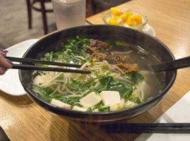 Zen Noodle Cafe food