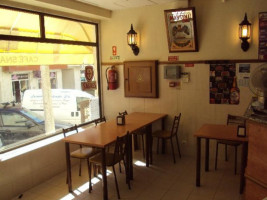 Café Snack-Bar O Parafita inside