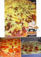 La Chinampa Pizzas Clandestinas food