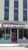Mel's Fish & Chips outside