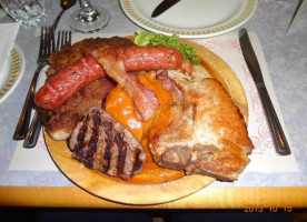 Rock Dell Steak House Tavern food
