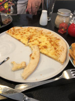 Sienna's Pizzeria Bar Restaurant food