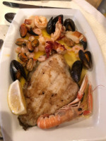Chalet Seafood food