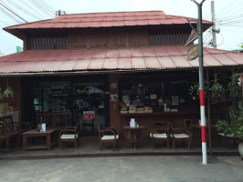 ร้านเฮือนโบราณ food