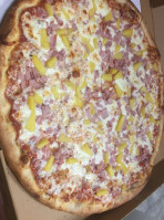 A L Pizza food